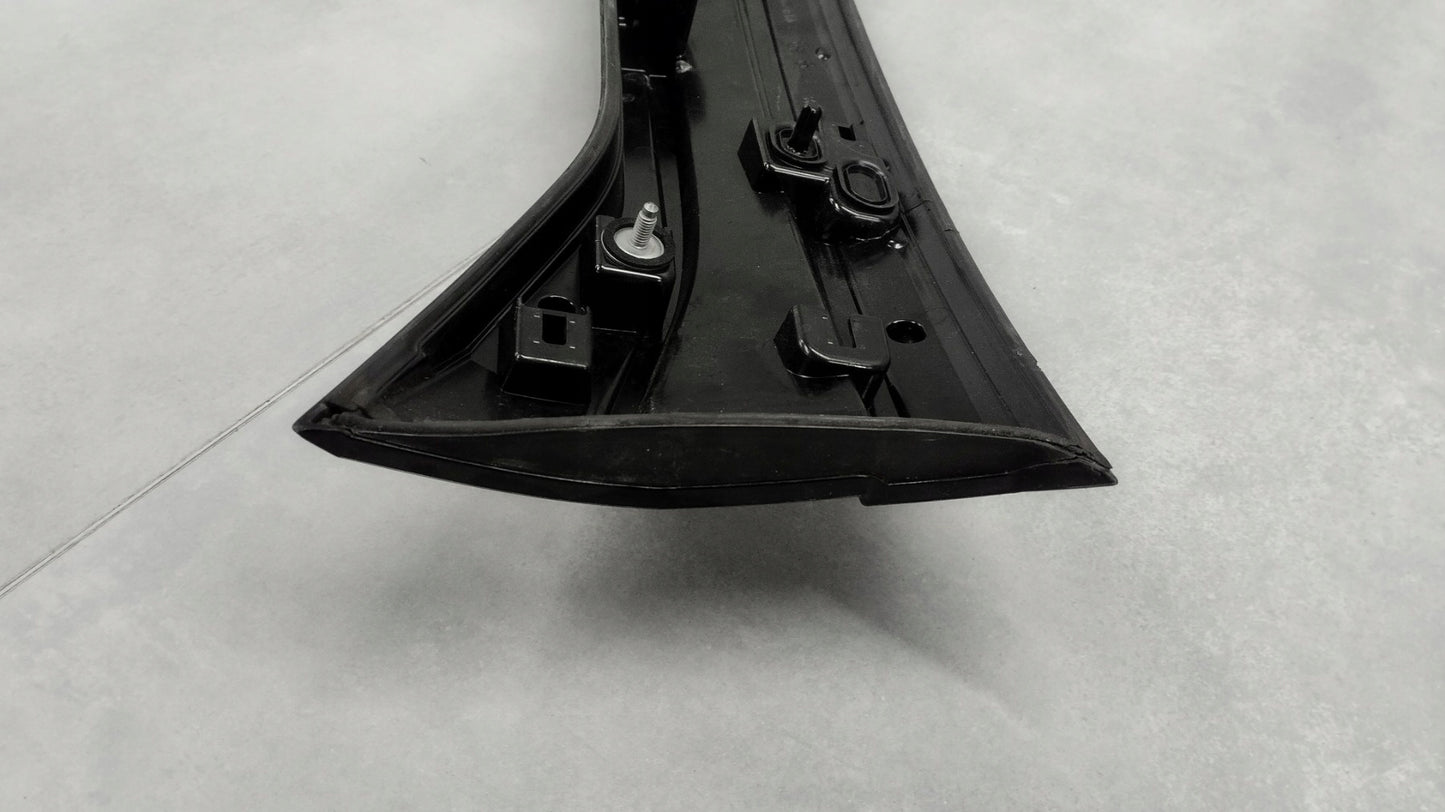 REAR TAILGATE LIGHT FOR VW T-CROSS 2GM 2GM827577