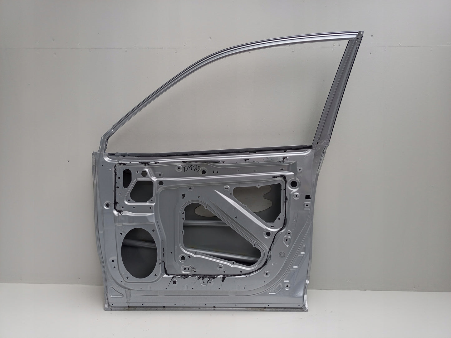 SUBARU FORESTER V 5 2019- Right Front Door