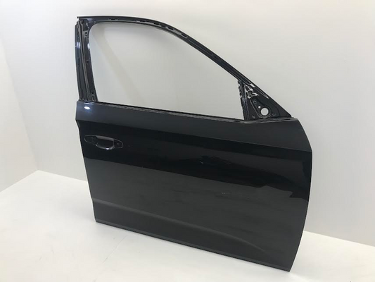 SKODA Kamiq  2019-2023 Front Right Door 658831602 ( used with defect )