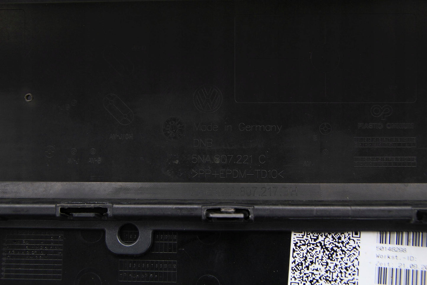 Original Front Bumper for VW Tiguan II Facelift 5NA (2020-2024) 5NA807221C