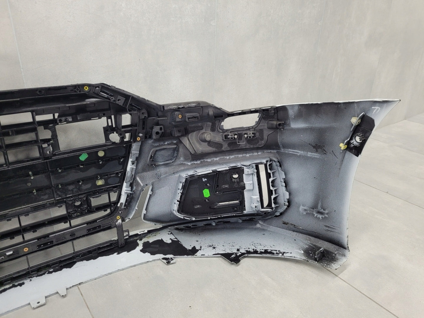 Front Bumper Audi A6 C8 4K0 S-Line 18- Audi