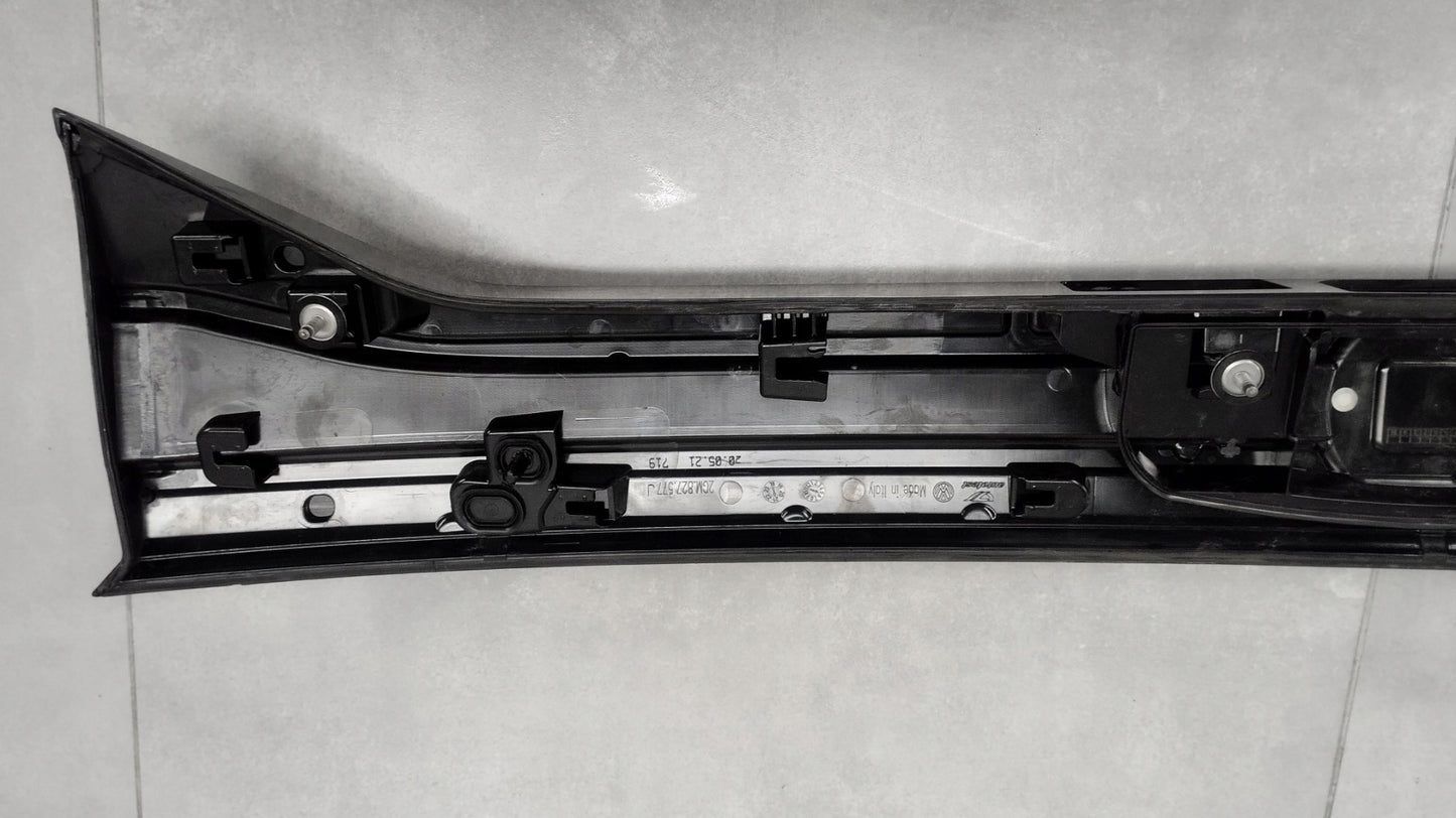 REAR TAILGATE LIGHT FOR VW T-CROSS 2GM 2GM827577