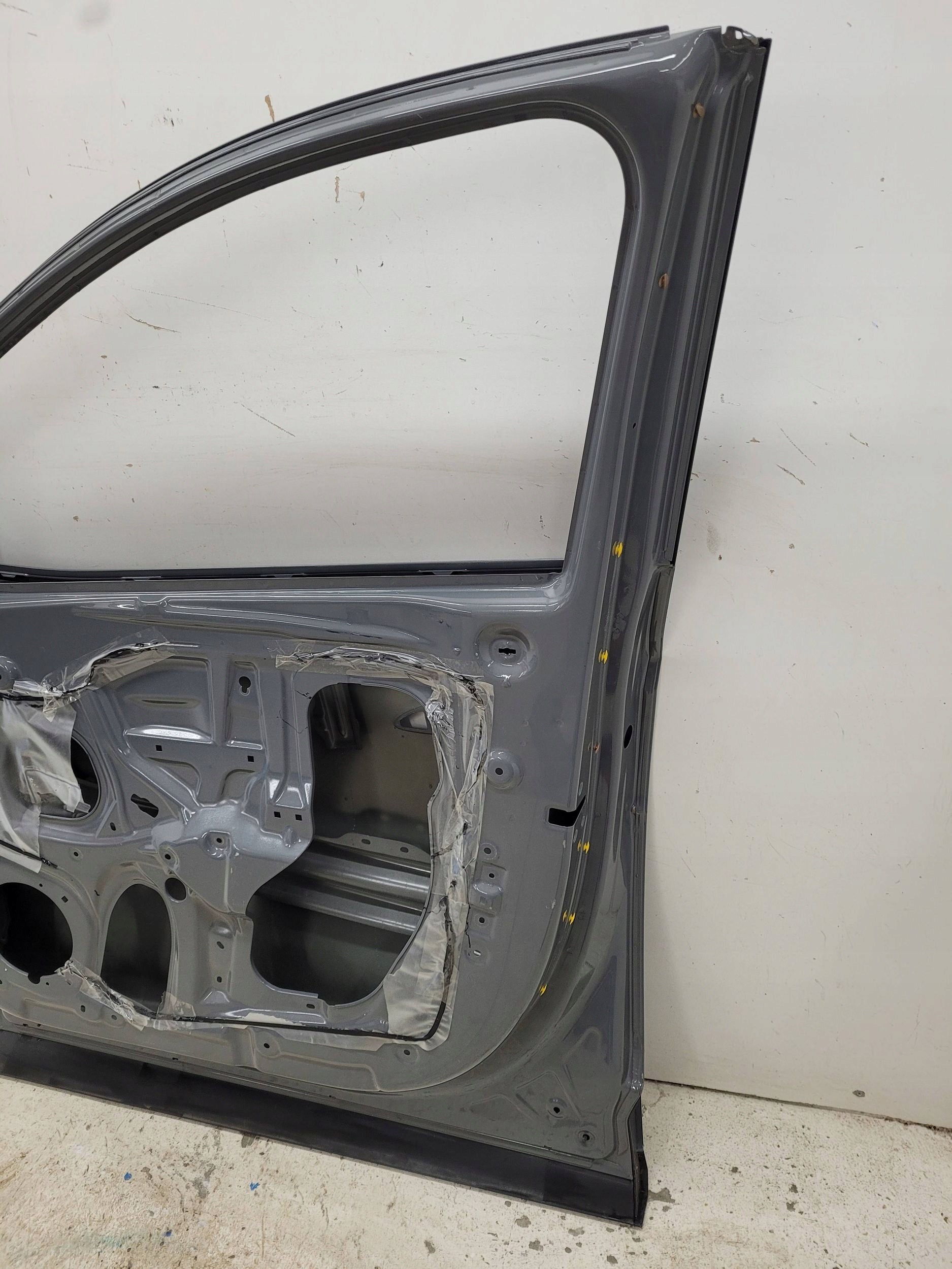 HYUNDAI TUCSON IV 20- FRONT RIGHT DOOR