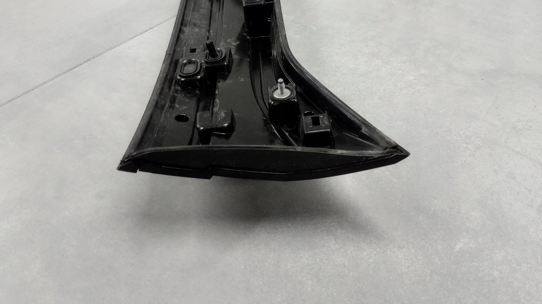 REAR TAILGATE LIGHT FOR VW T-CROSS 2GM 2GM827577