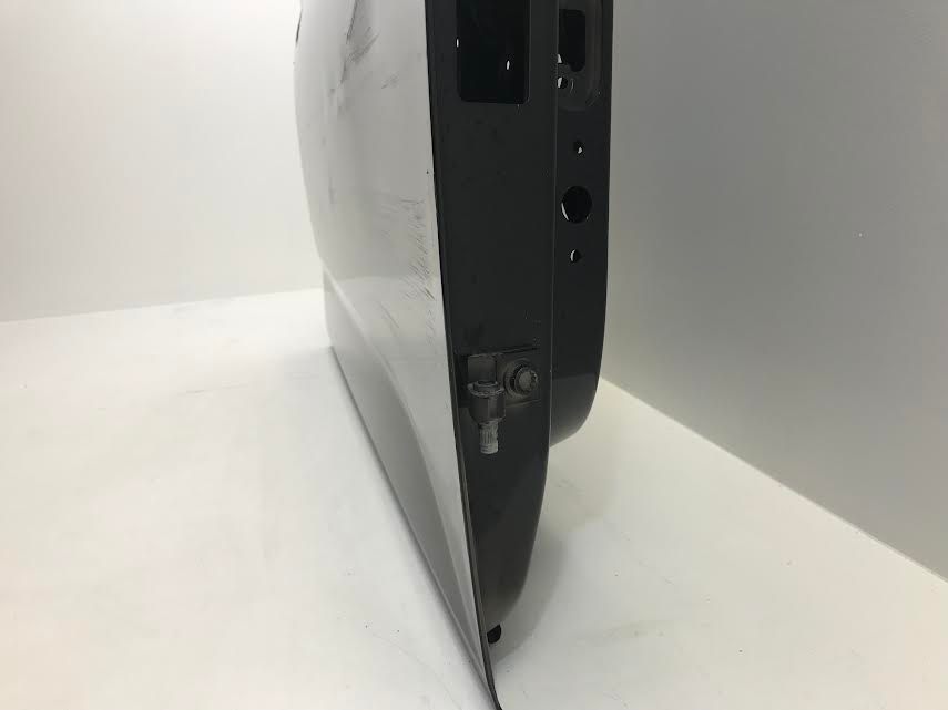 SKODA Kamiq  2019-2023 Front Right Door 658831602 ( used with defect )