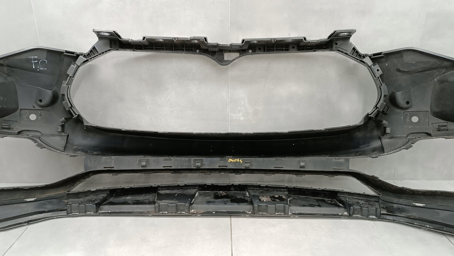 Front bumper MASERATI LEVANTE 16-24