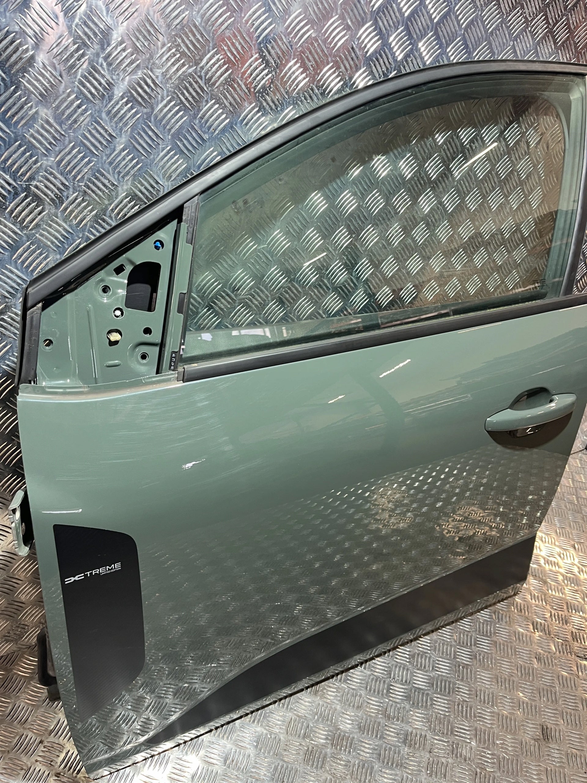 LEFT FRONT DOOR DACIA JOGGER 22- OVKQM