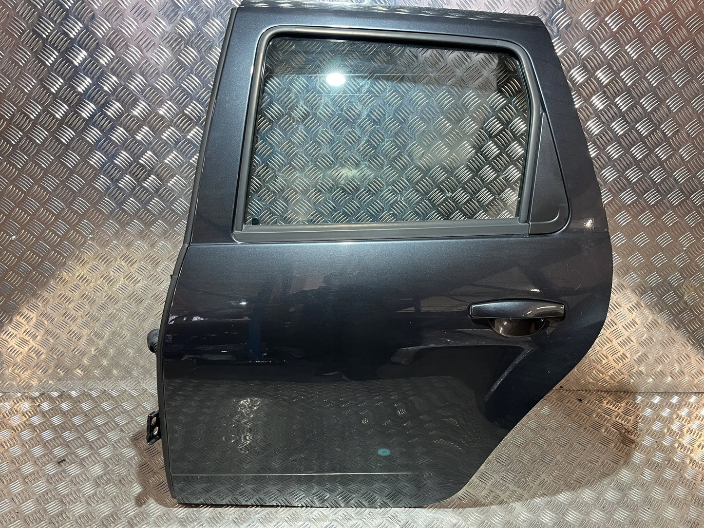 LEFT REAR DOOR DACIA DUSTER I LIFT 13- TEKNA