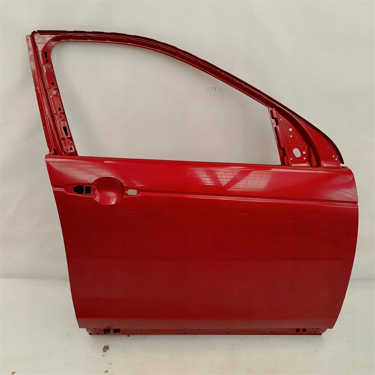 RIGHT FRONT DOOR LAND ROVER DISCOVERY L550 FK72-21724-A