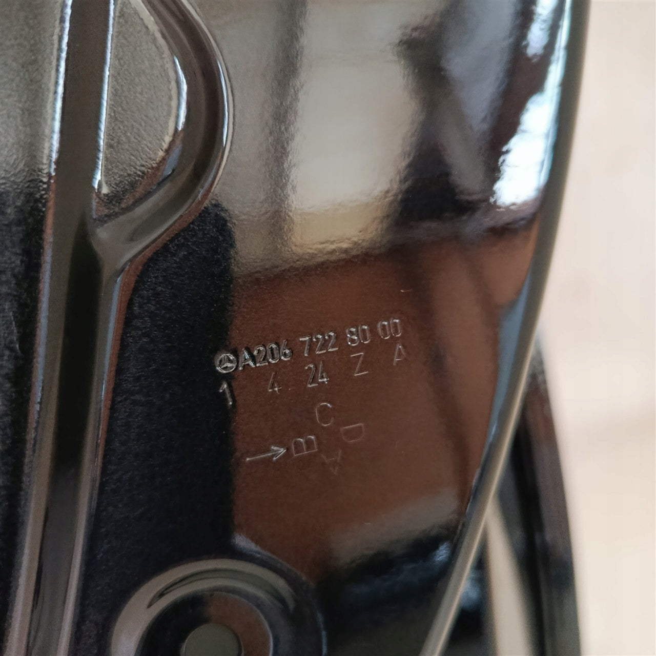 MERCEDES C 206 W206 A2067228000 RIGHT FRONT DOOR