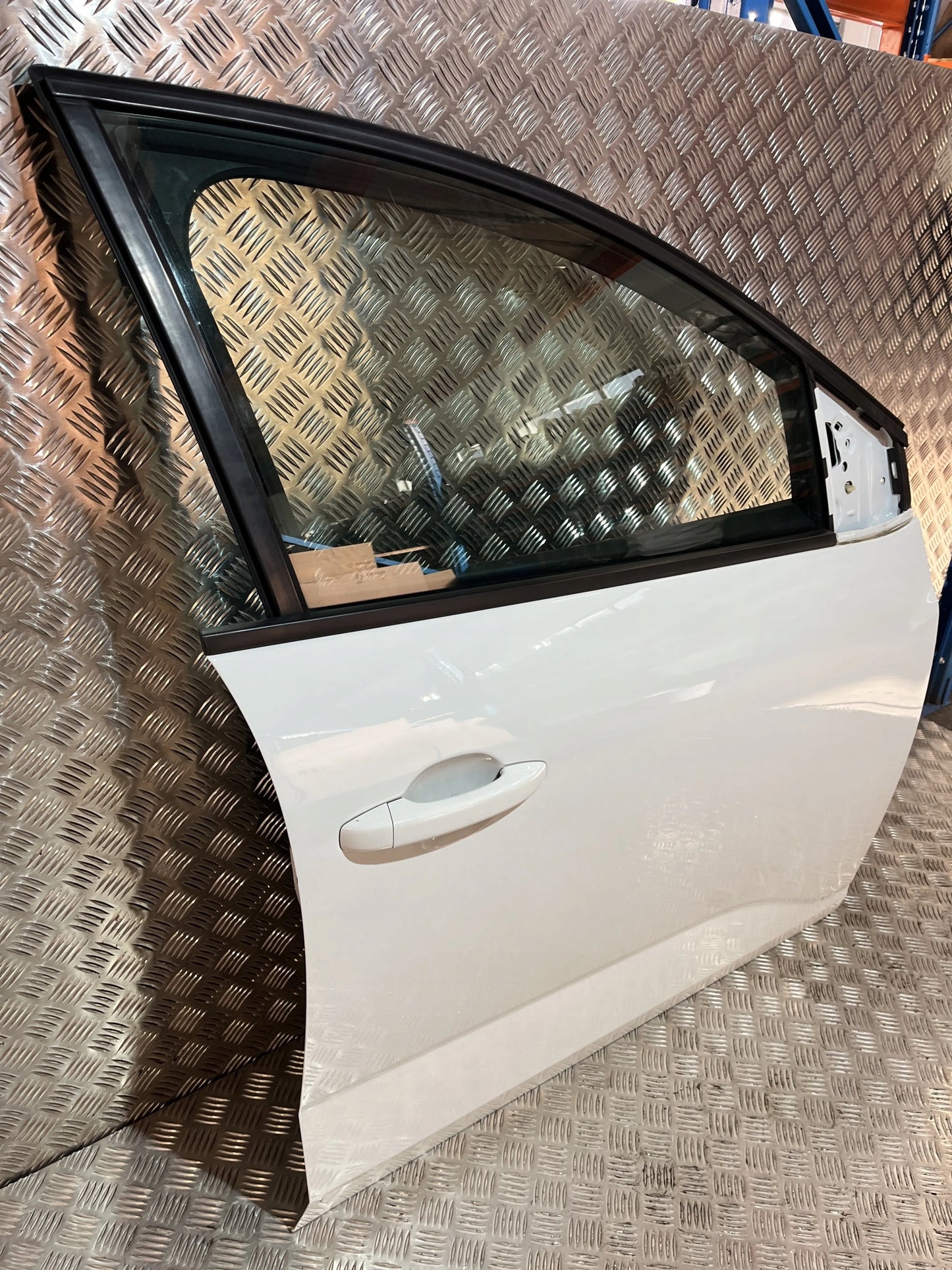 RIGHT FRONT DOOR DACIA SANDERO III 21- OV369