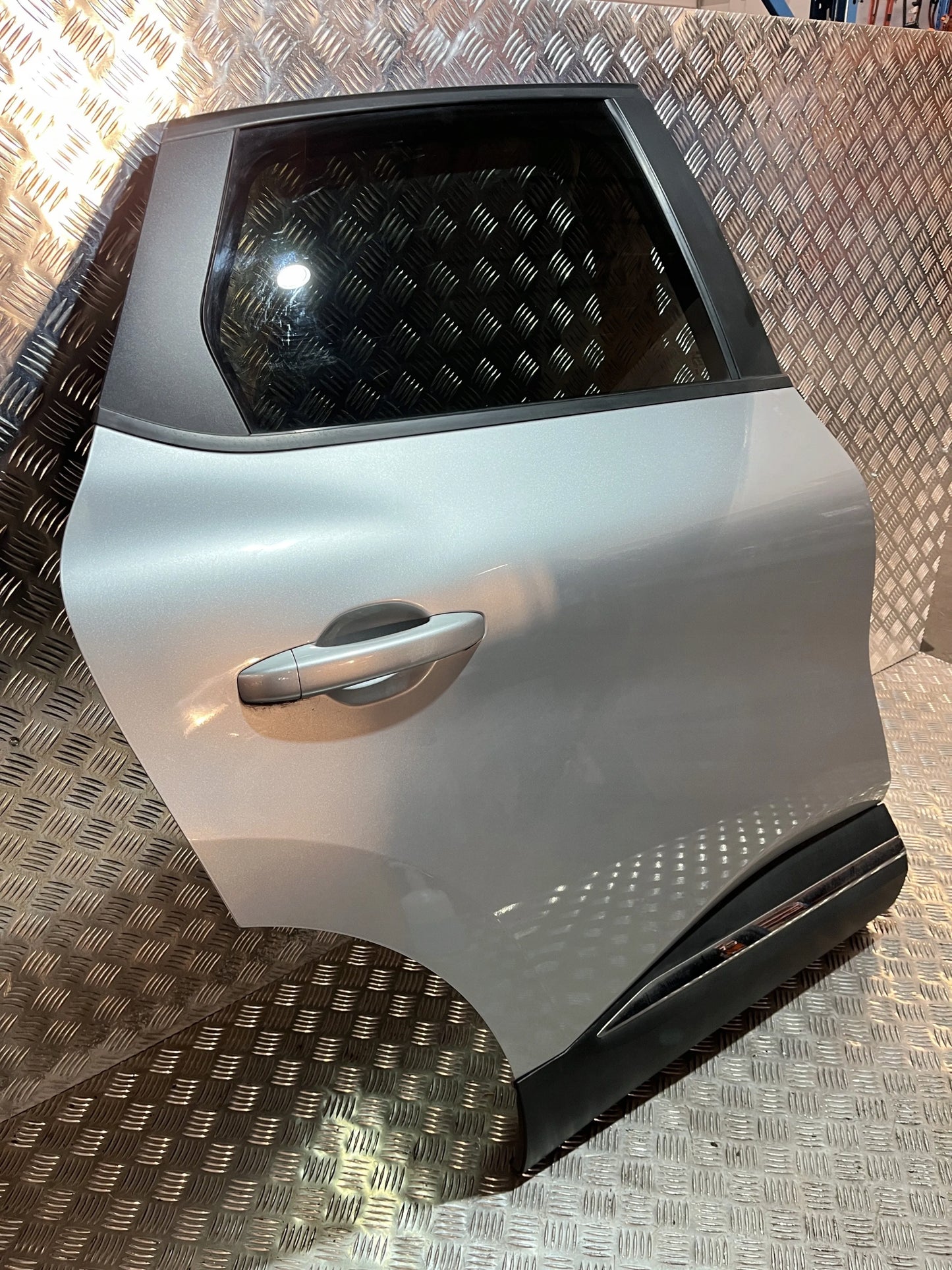 RIGHT REAR DOOR RENAULT CAPTUR II 19- BIYPE