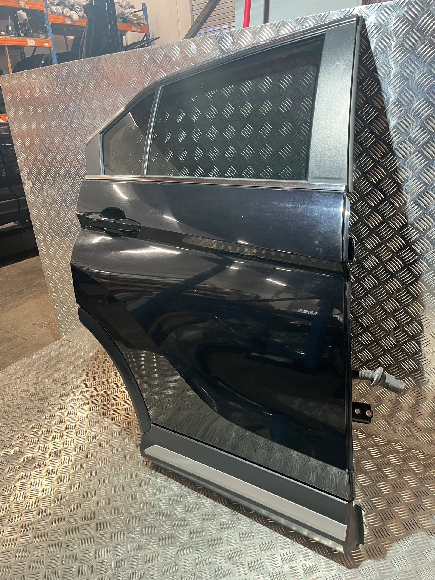 REAR RIGHT DOOR MITSUBISHI ECLIPSE CROSS 17- X42 X42C