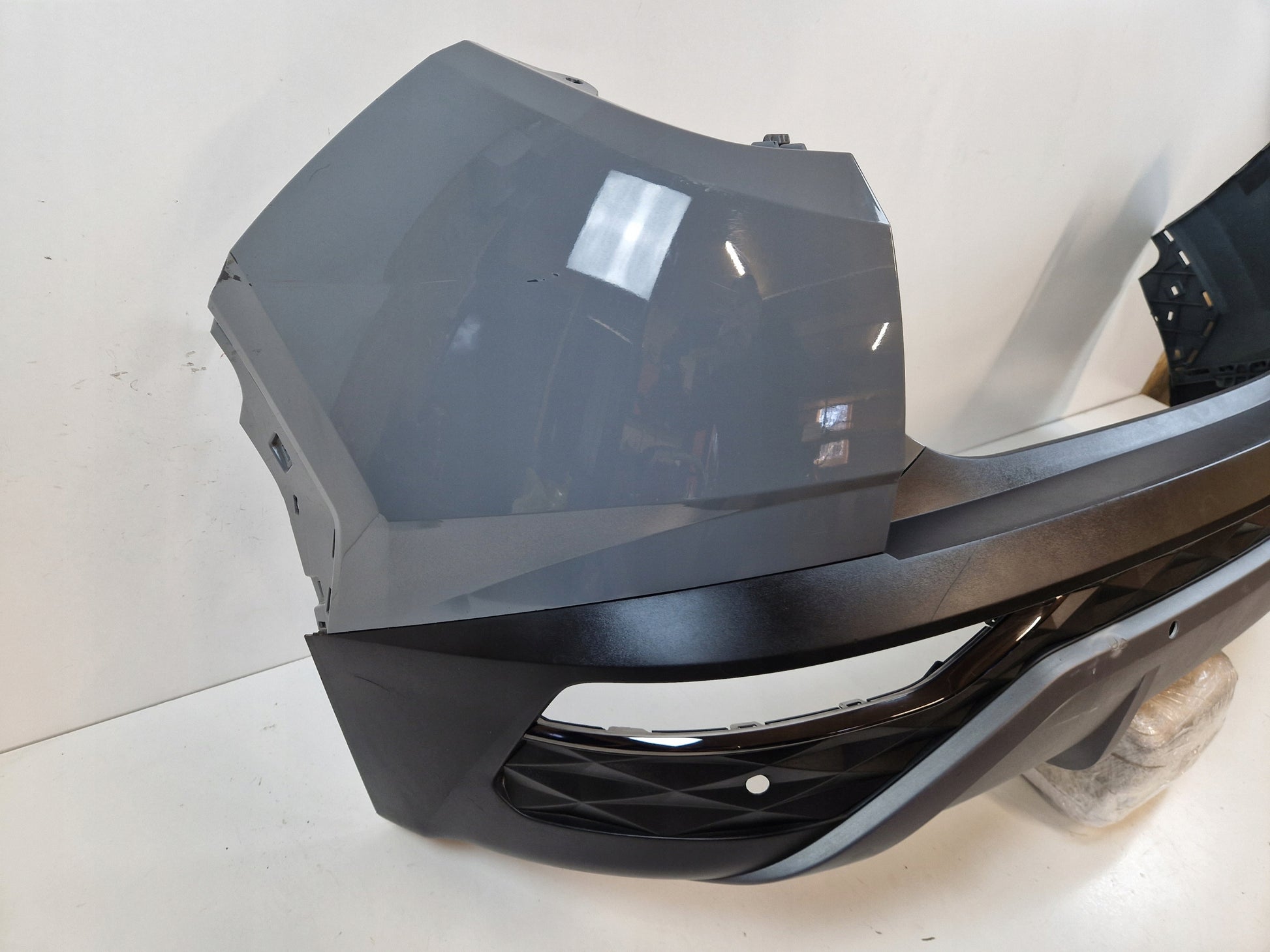 HYUNDAI TUCSON IV Rear Bumper Spoiler 86612-N7020