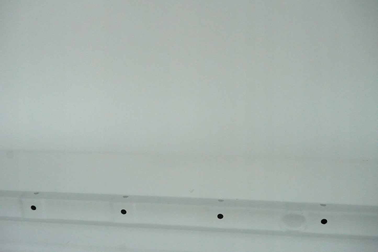 KOLEOS II 2-DOOR LEFT FRONT DOOR PEARL WHITE TEQNC INITIALE