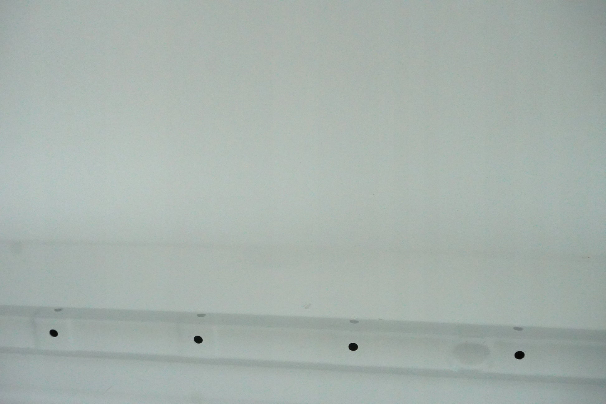 KOLEOS II 2-DOOR LEFT FRONT DOOR PEARL WHITE TEQNC INITIALE