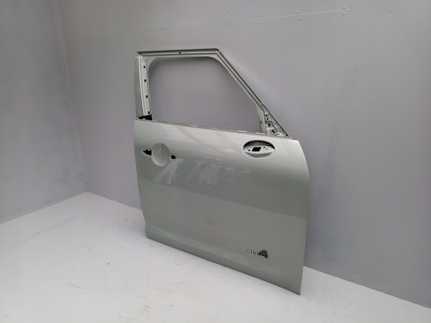 MINI F60 COUNTRYMAN 2016- FRONT RIGHT DOOR