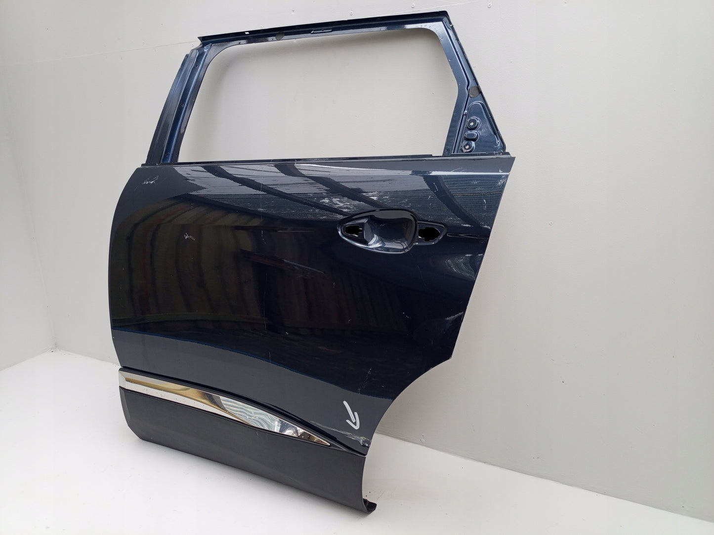 PEUGEOT 5008 II 2 2016- Left Rear Door