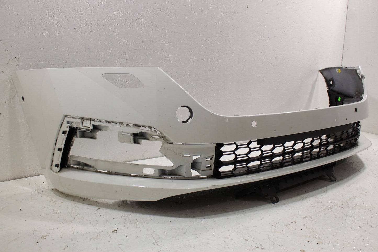 Skoda Octavia IV front bumper