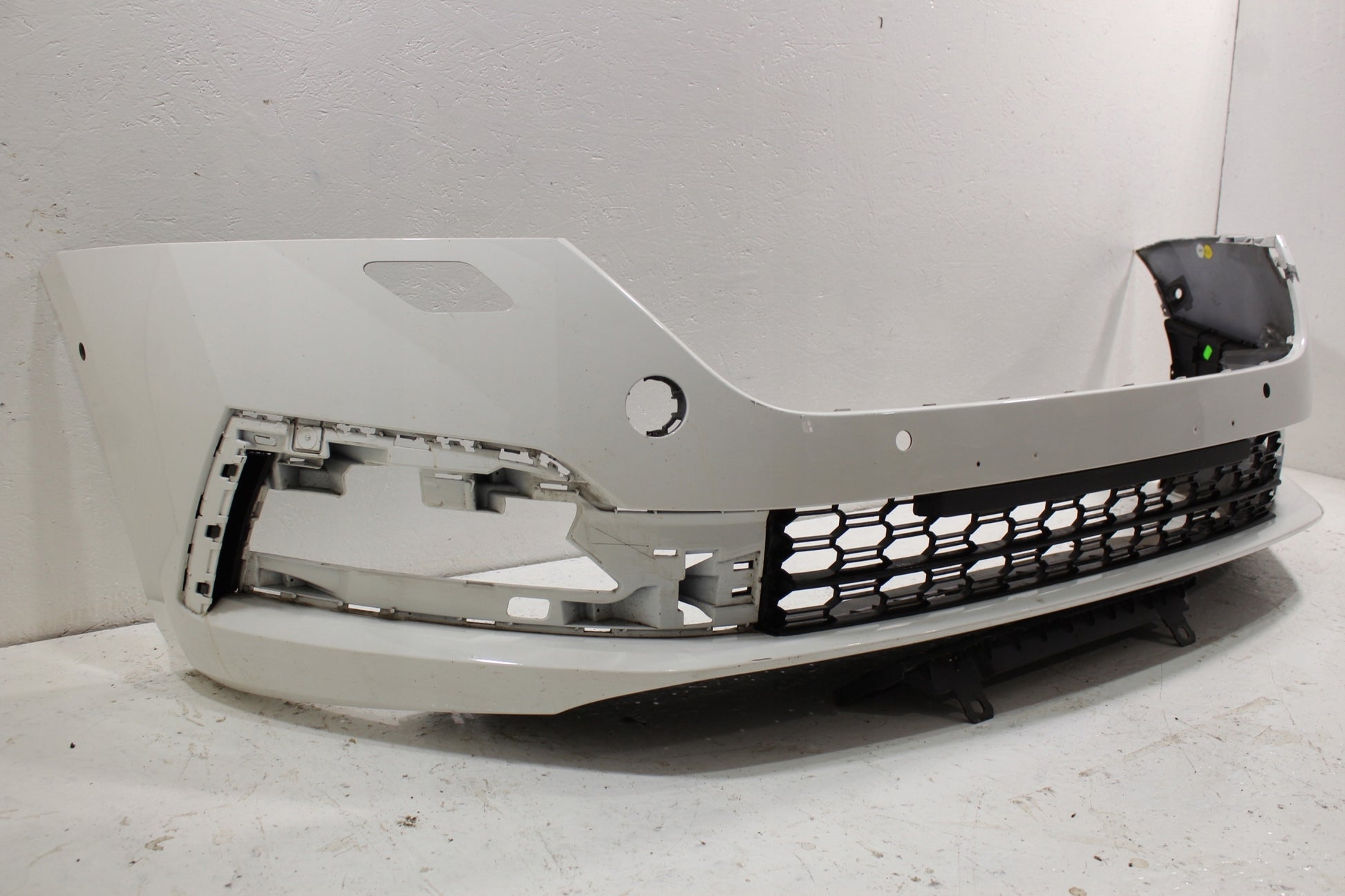 Skoda Octavia IV front bumper