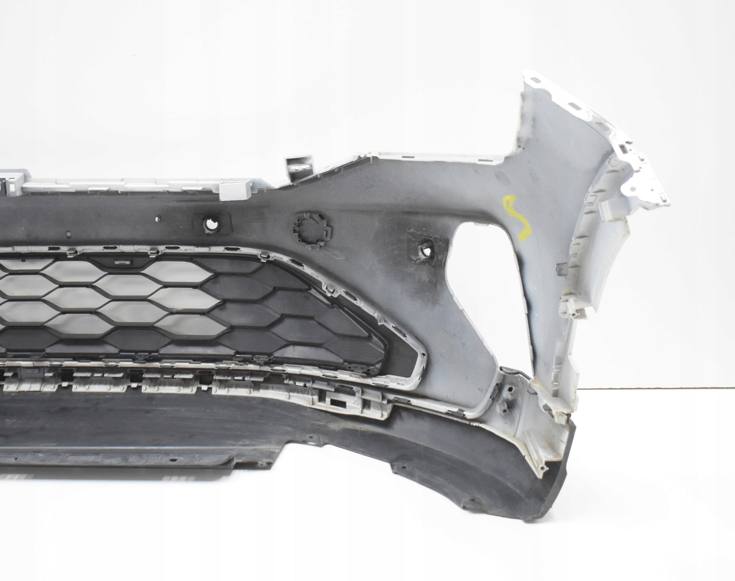 VW TAIGO 2G7 FRONT BUMPER OEM + GRILLE + LOWER TRIM