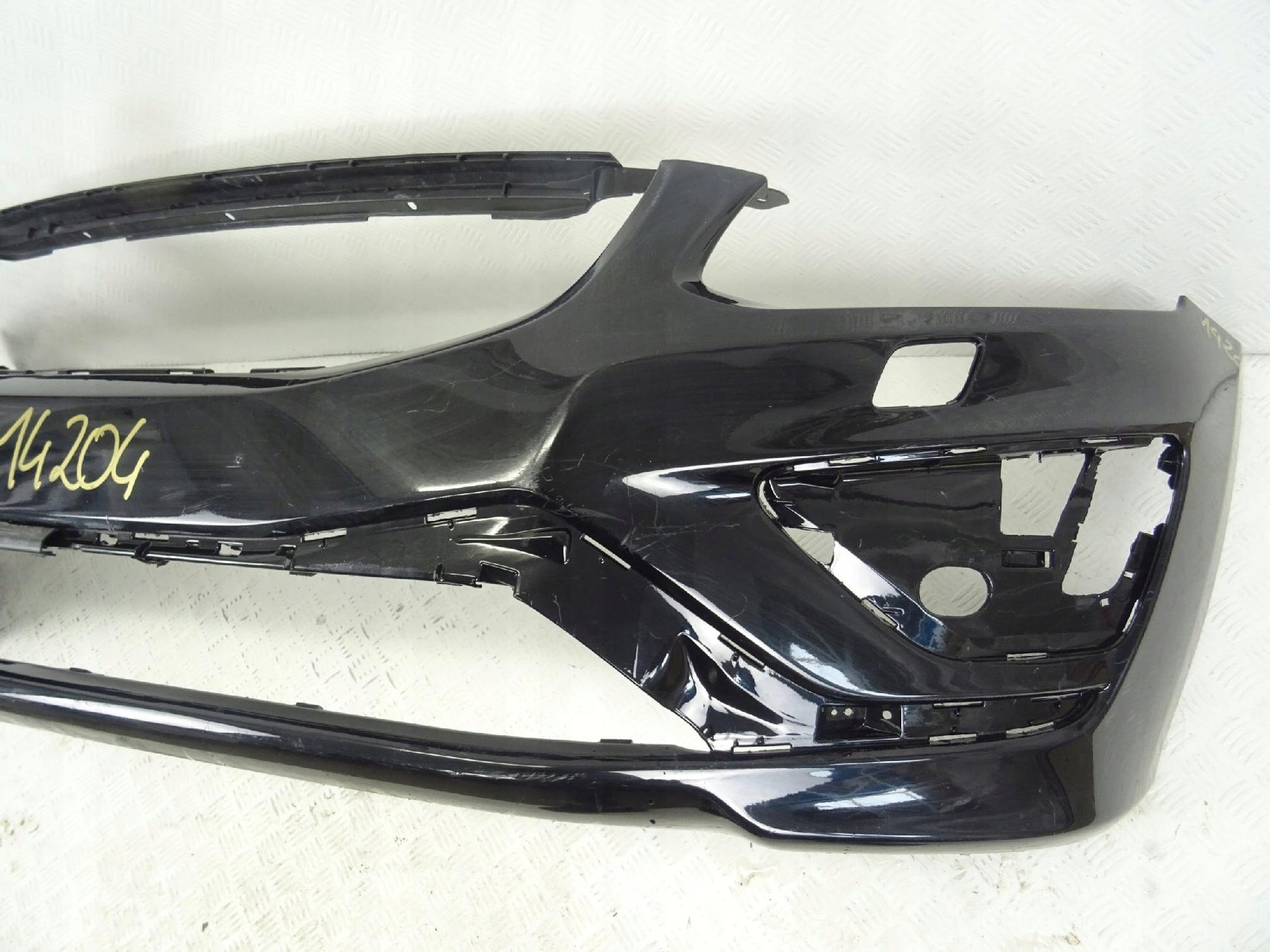 Volvo XC60 R-Design LIFT Front Bumper