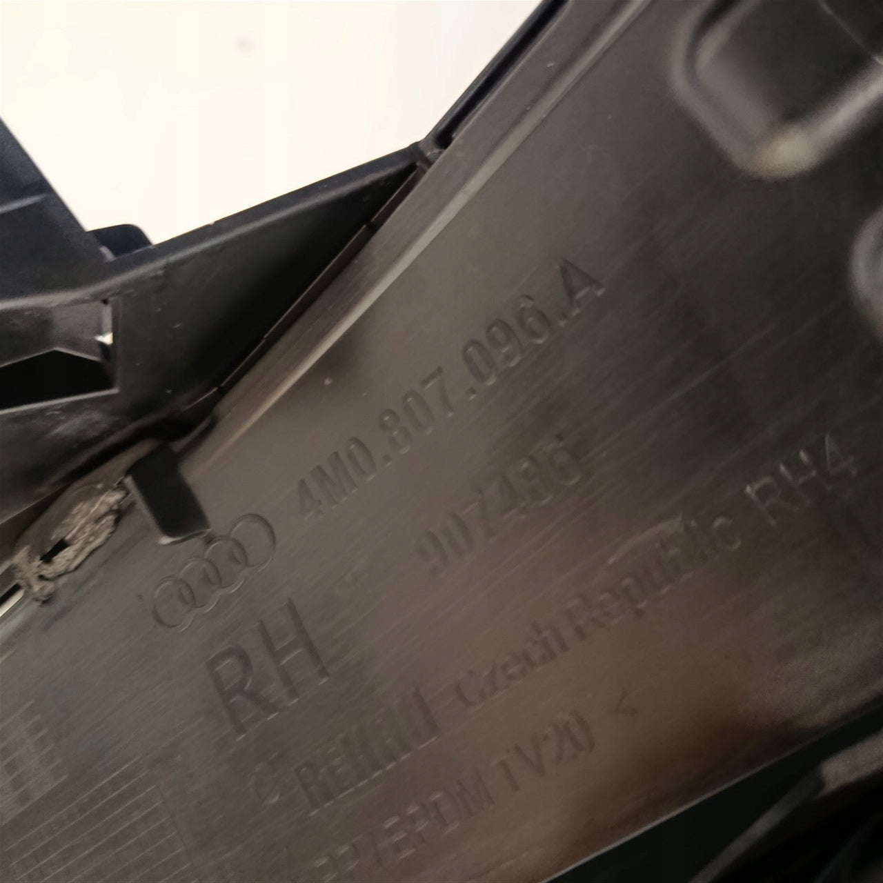 FRONT BUMPER AUDI Q7 4M S LINE 15-19 4M0807437E