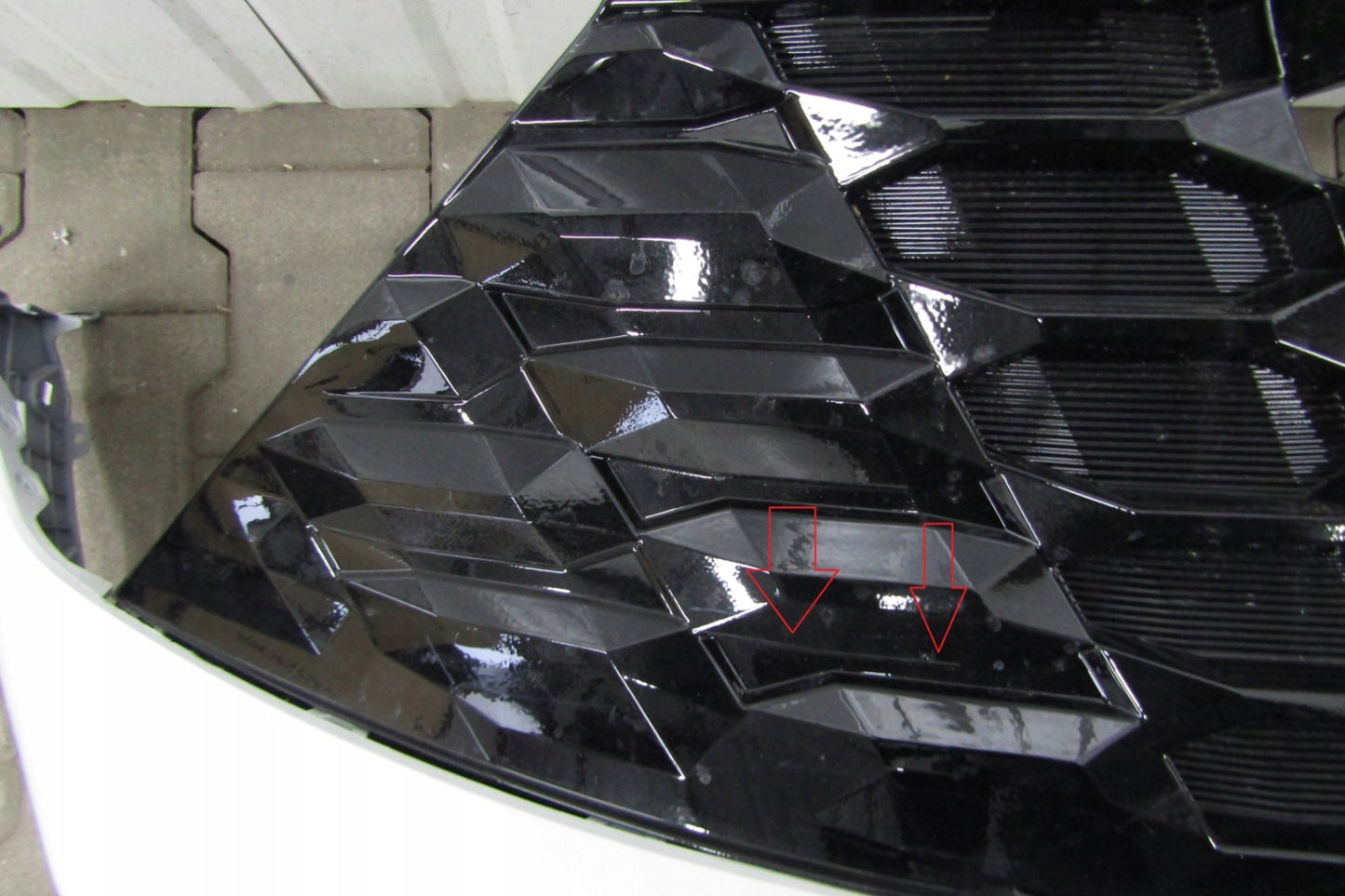 Front Bumper Grille KIA SPORTAGE V