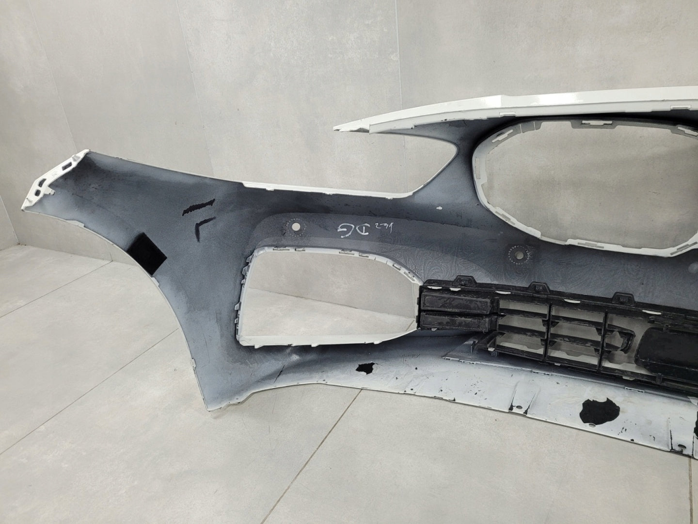 Front Bumper BMW 1 F40 Sport Line 2019-