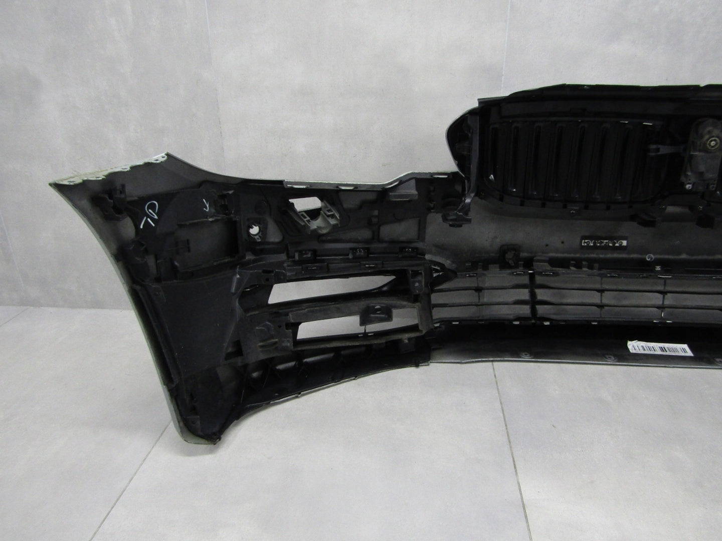 Front Bumper for BMW 5 G30 G31 17-20 (+ Blind)