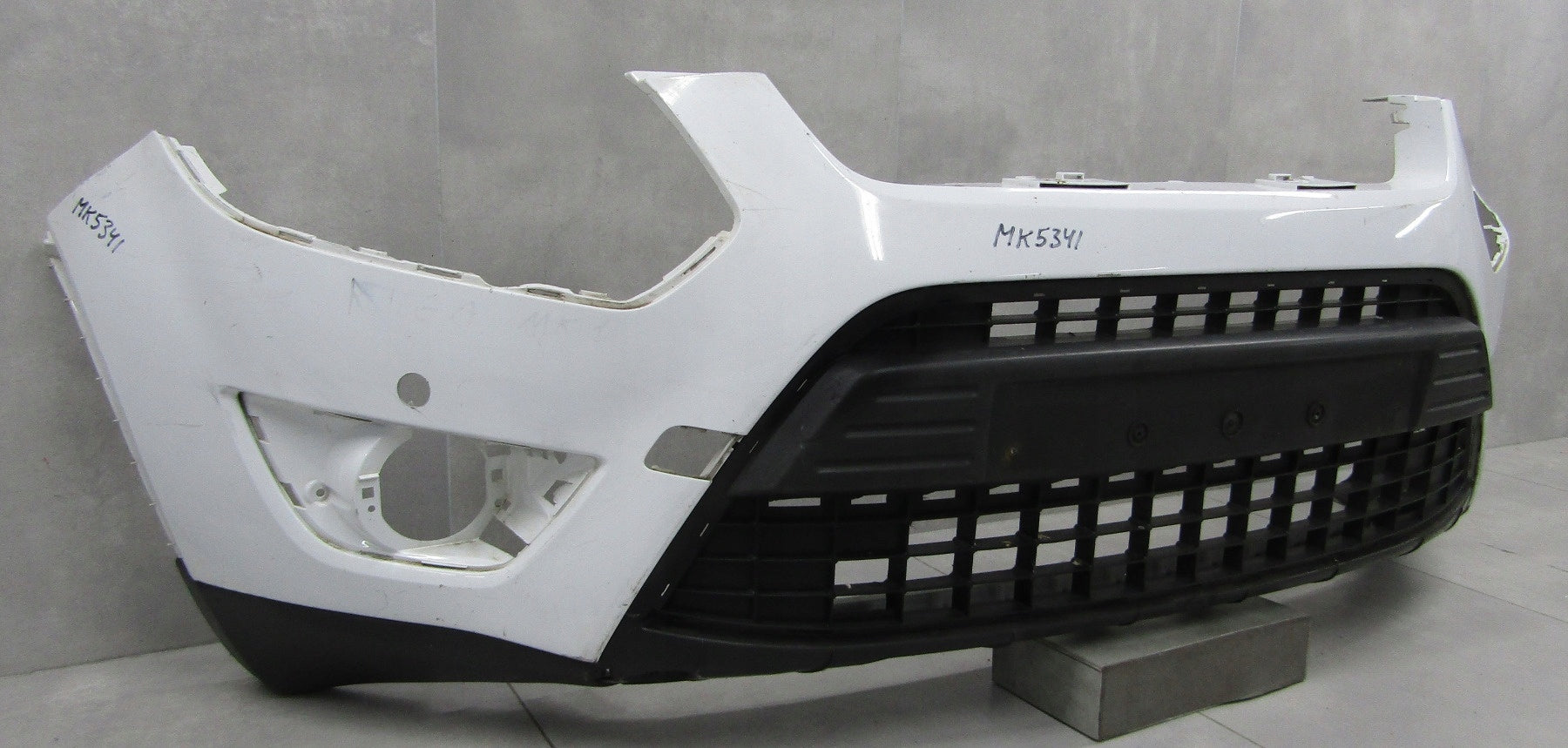 Ford Kuga MK1 Front Bumper 08-12