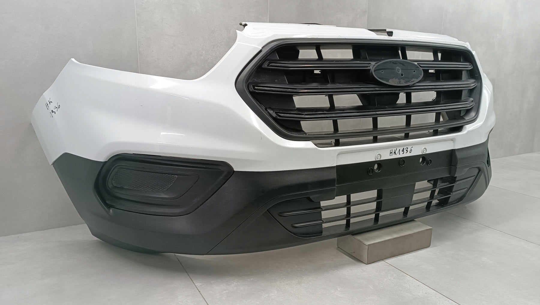 Ford Transit Custom Front Bumper Lift 17-22