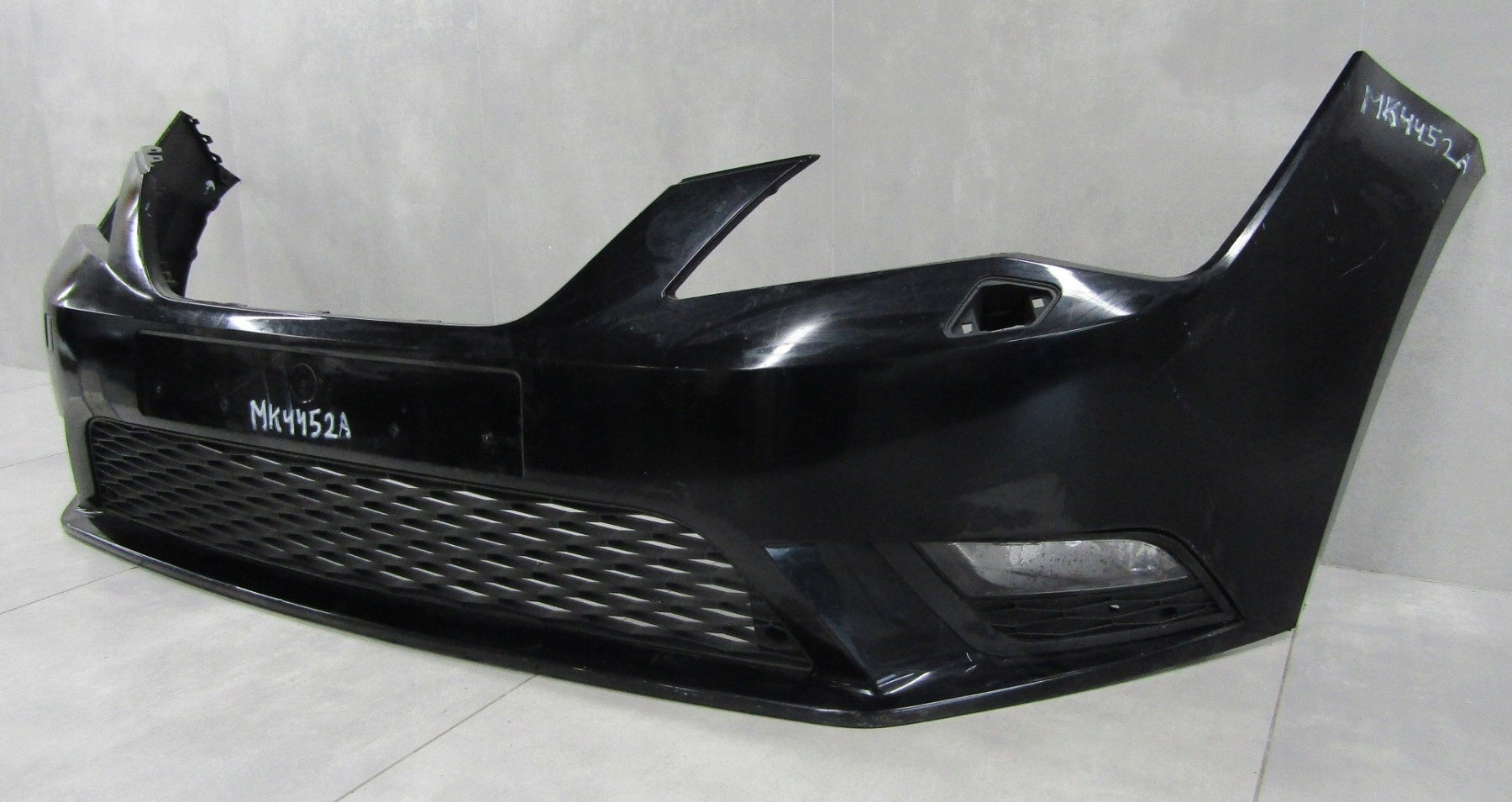 Front bumper Seat Leon 3 III 5F0 12-16 (+ fog lights)