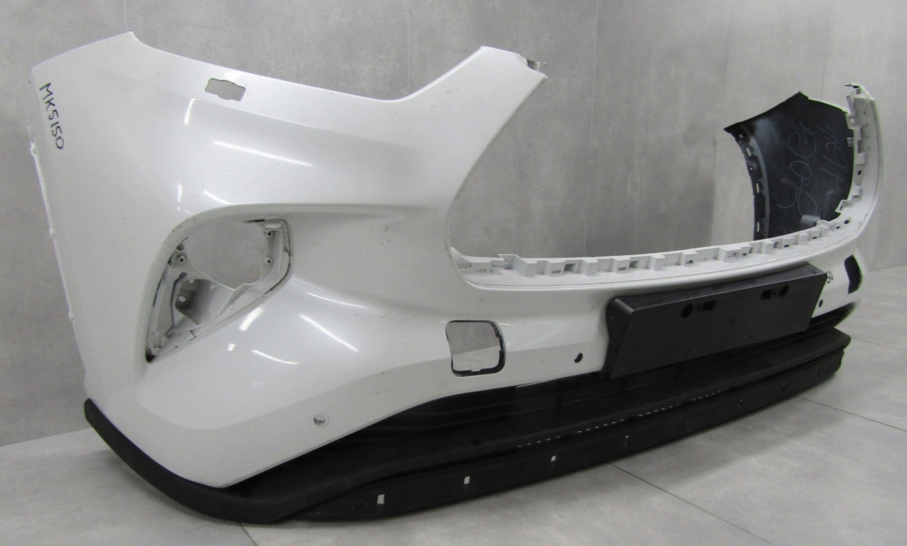 Front bumper TOYOTA Highlander IV 19-22