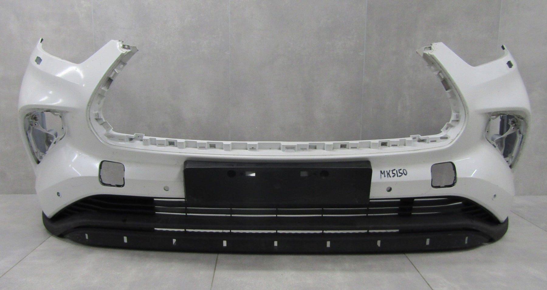 Front bumper TOYOTA Highlander IV 19-22