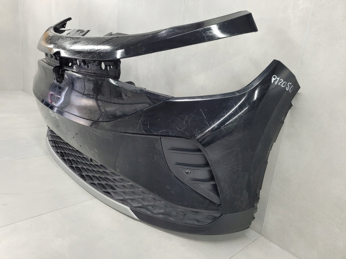 Volkswagen Vw ID 4 ID.4 ID4 Front Bumper 11A 2020-