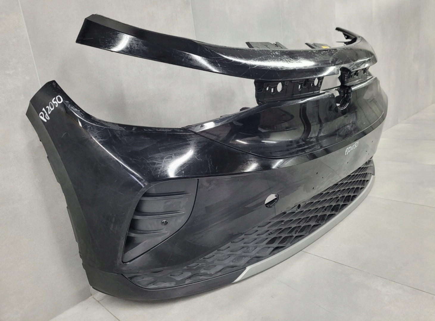 Volkswagen Vw ID 4 ID.4 ID4 Front Bumper 11A 2020-