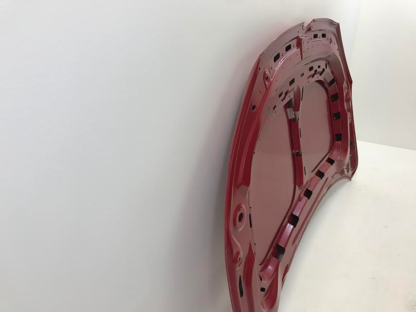 Volkswagen Touran, Caddy  2010 - 2015 Bonnet 1T0823155  ( with defect )