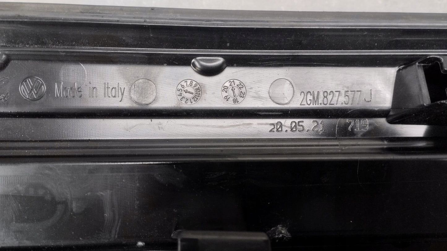 REAR TAILGATE LIGHT FOR VW T-CROSS 2GM 2GM827577