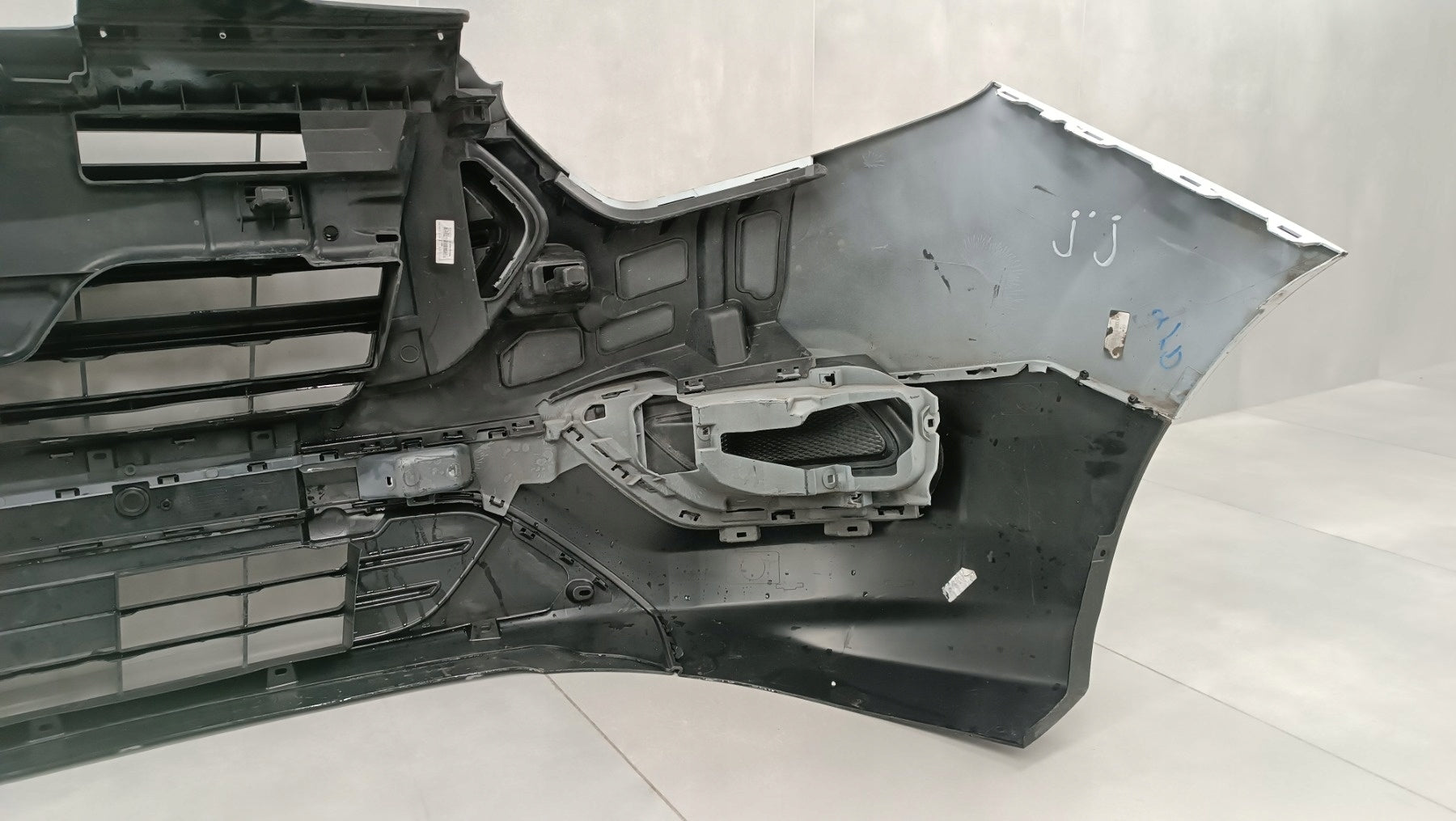 Ford Transit Custom Front Bumper Lift 17-22