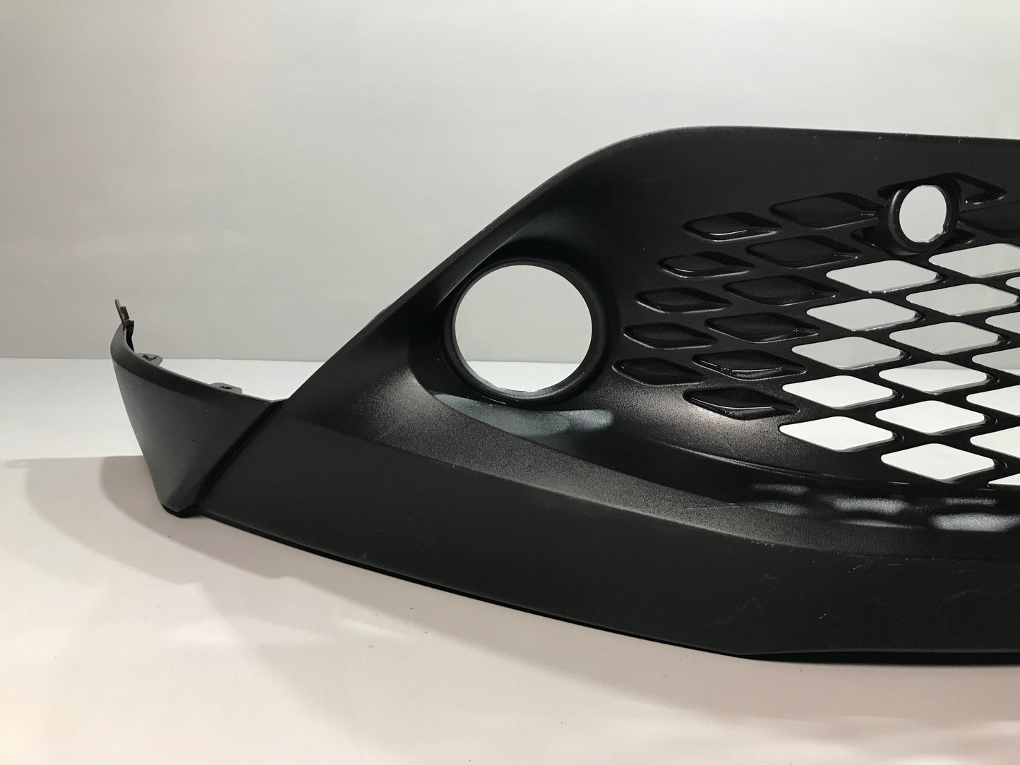 Toyota CHR C-HR 2016-2019 Front Bumper Lip Spoiler Grille Center Lower Middle In good Used condition  OEM: 52129F4010