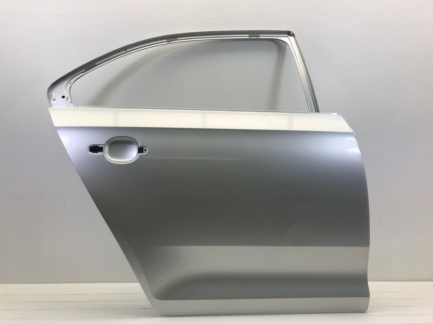 Skoda Rapid H.B 2012-2019 Door Right Side Rear 5JA839312F