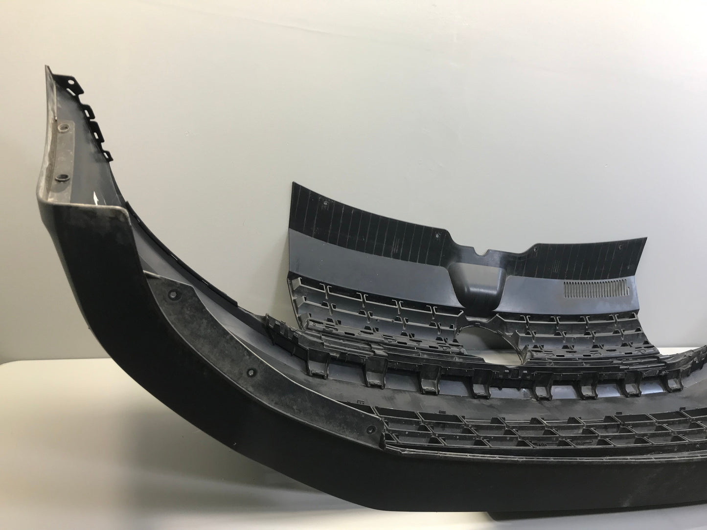 Volkswagen Transporter T6 2015- Front Bumper OEM: 7E0807221D