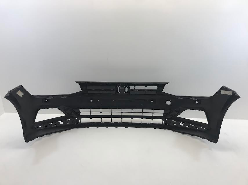Volkswagen Polo H.B 2018-2021 Front Bumper Genuine Used OEM: 2G0807221