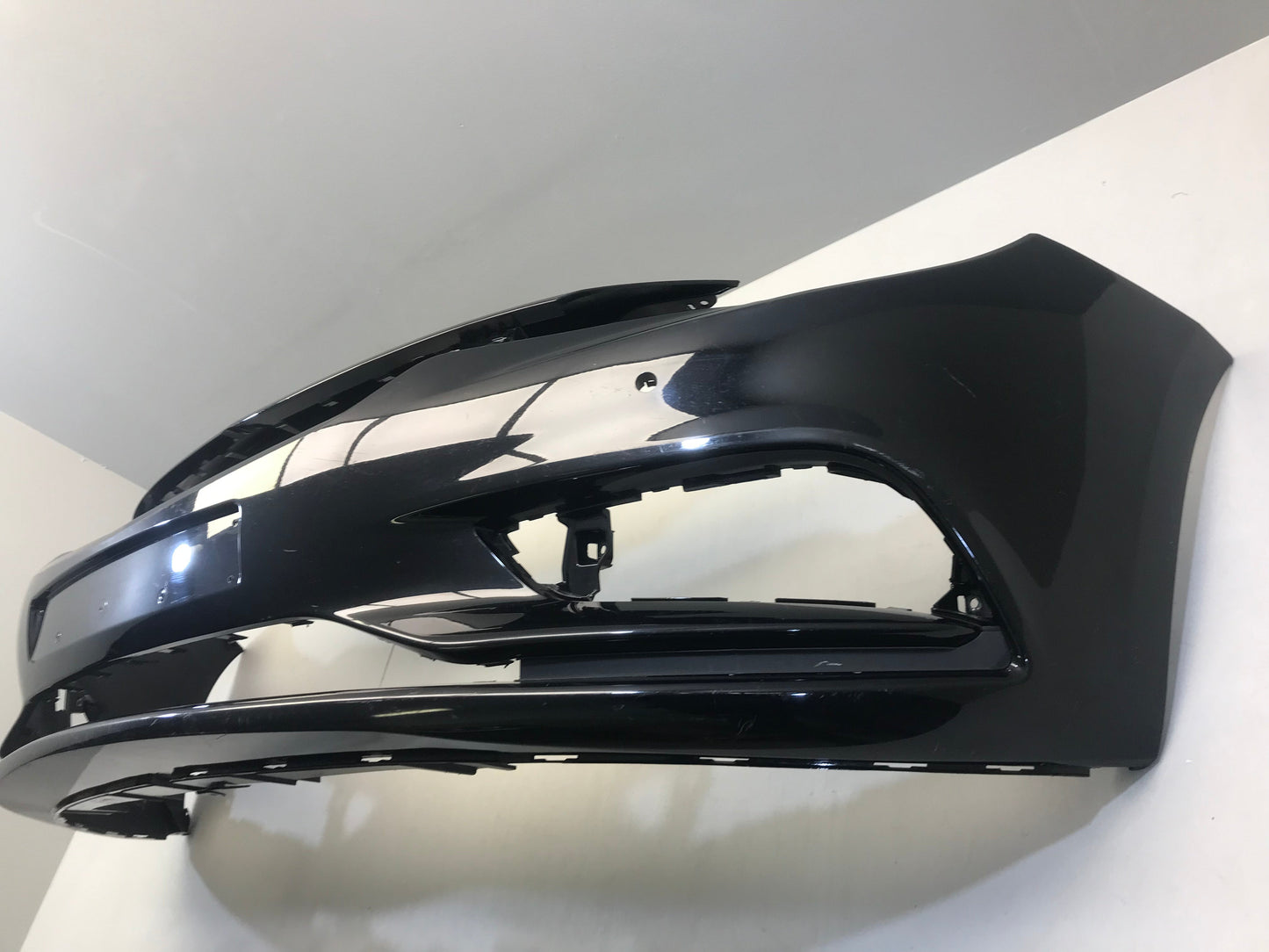 Opel / Vauxhall Astra K 2015- Front Bumper Used Genuine OEM: 39052730  /  39017250  /  2167857